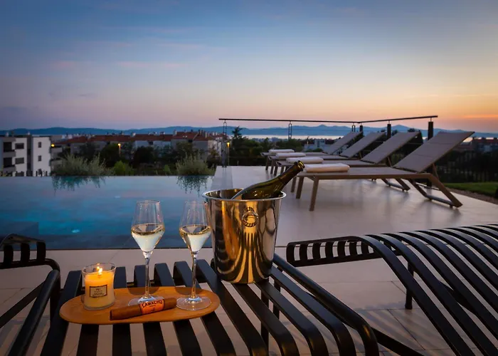 וילה 22 זאדאר